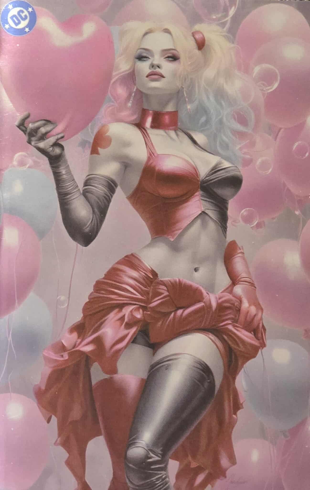 HARLEY QUINN #47 NATALI SANDERS SDCC 2025 VIRGIN FOIL LIMITED TO 600 COPIES