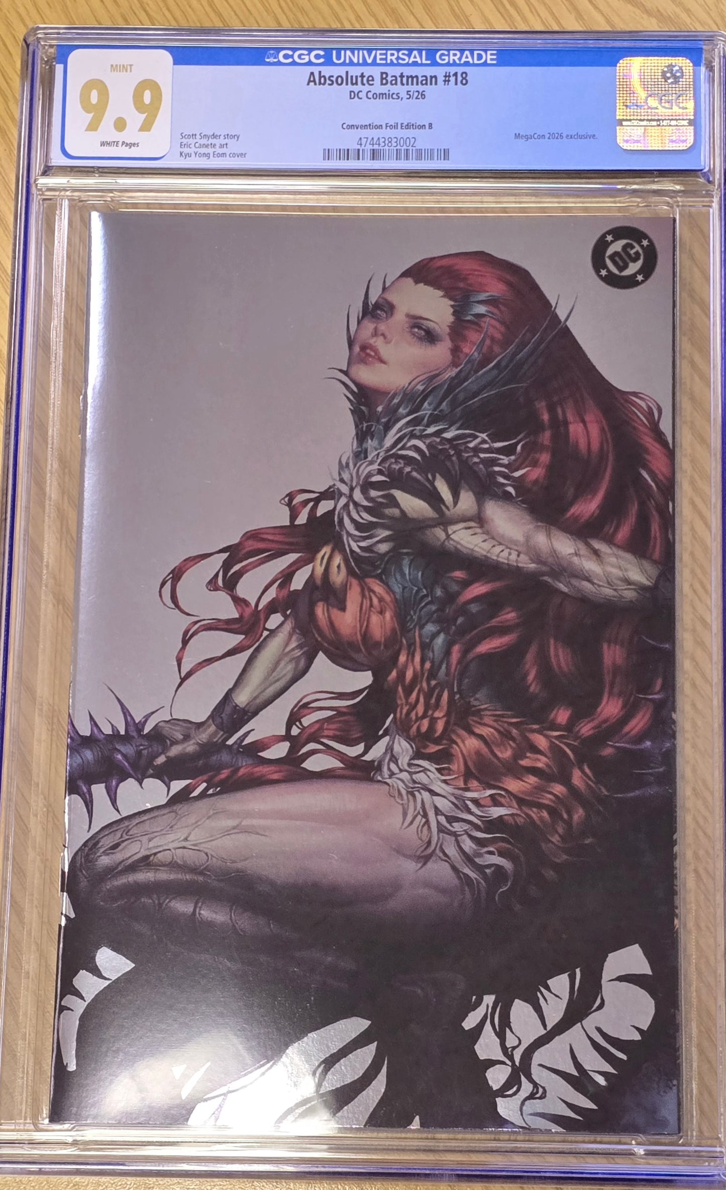 ABSOLUTE BATMAN #18 KYUYONG EOM FOIL VIRGIN MEGACON VARIANT LIMITED TO 1000 COPIES CGC 9.9 - ONLY 2 9.9'S EXIST!!!!