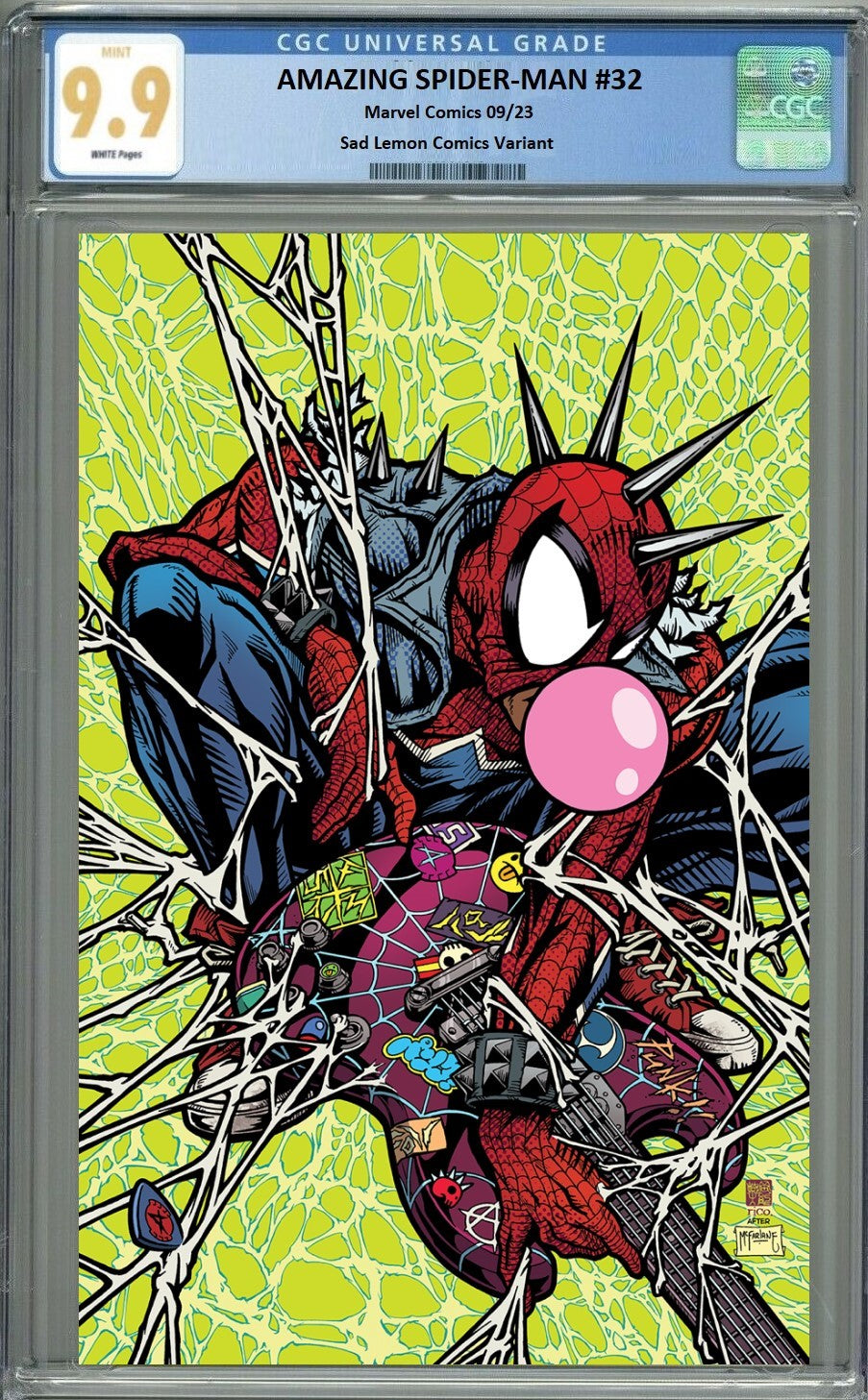 AMAZING SPIDER-MAN #32 TAKASHI OKAZAKI HOMAGE VIRGIN VARIANT LIMITED TO 1000 COPIES CGC 9.9
