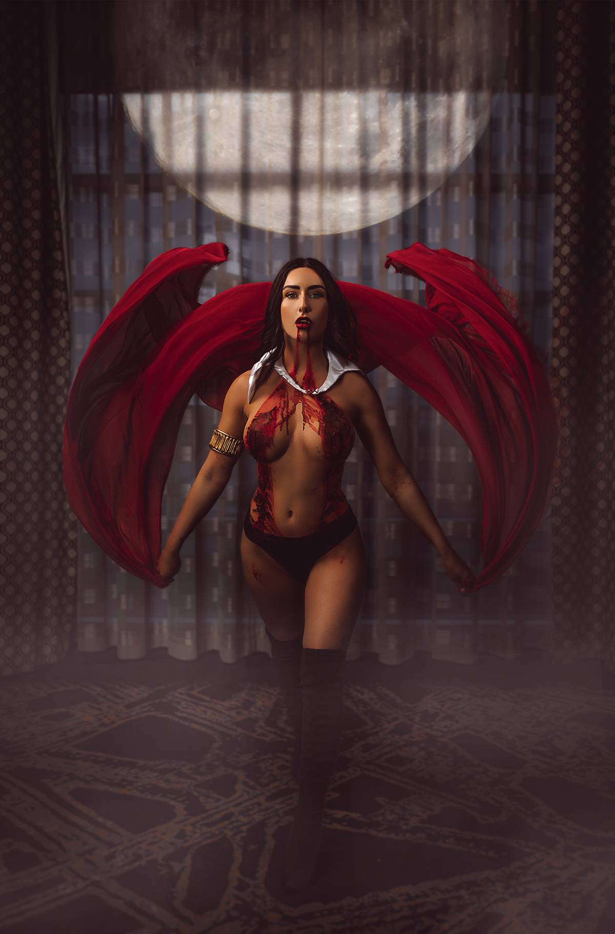 VAMPIRELLA DRACULA UNHOLY #2 1:30 COSPLAY VIRGIN VARIANT