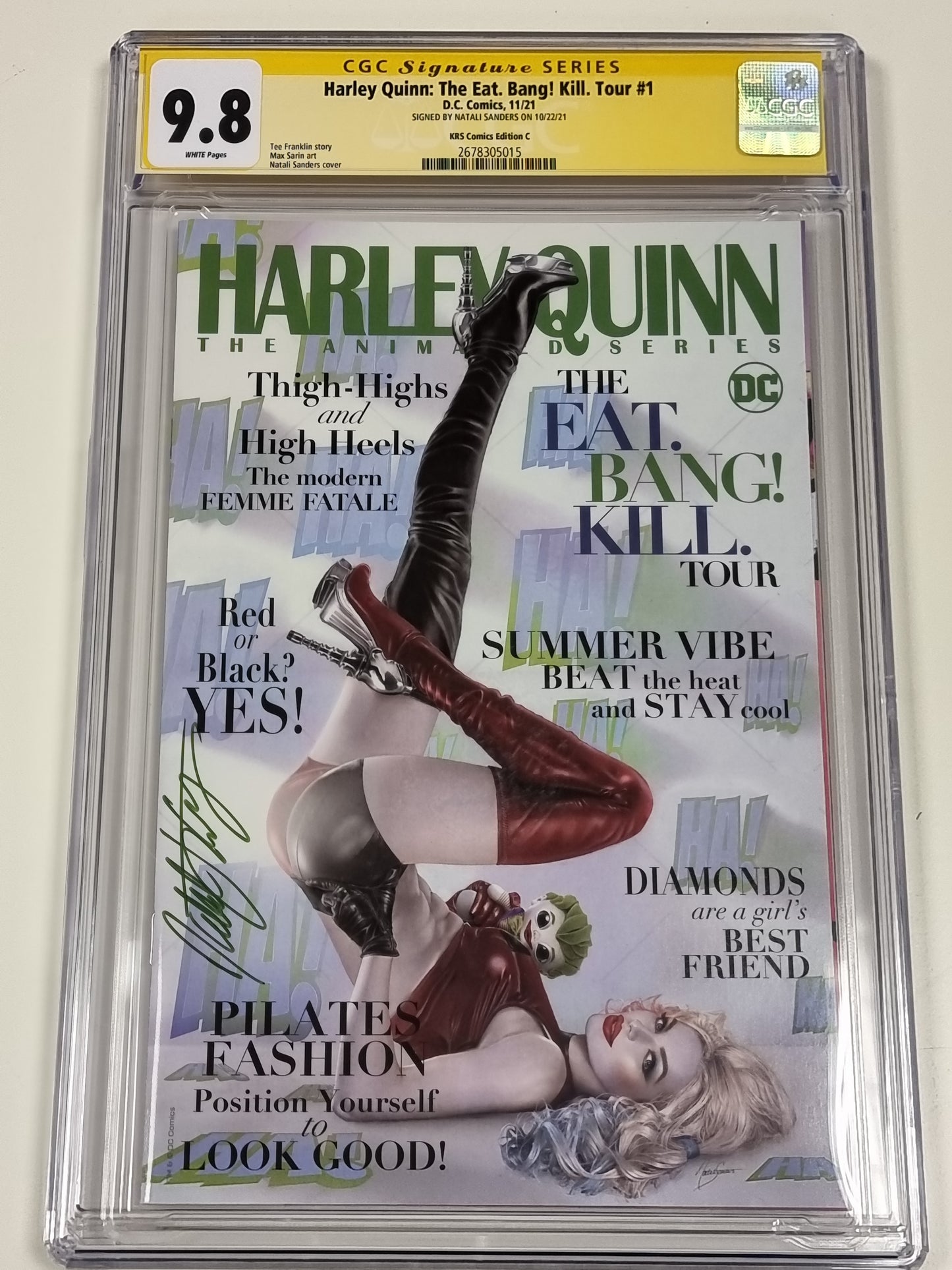 HARLEY QUINN THE EAT BANG KILL TOUR #1 NATALI SANDERS NYCC MAGAZINE HOMAGE VARIANT CGC SS 9.8