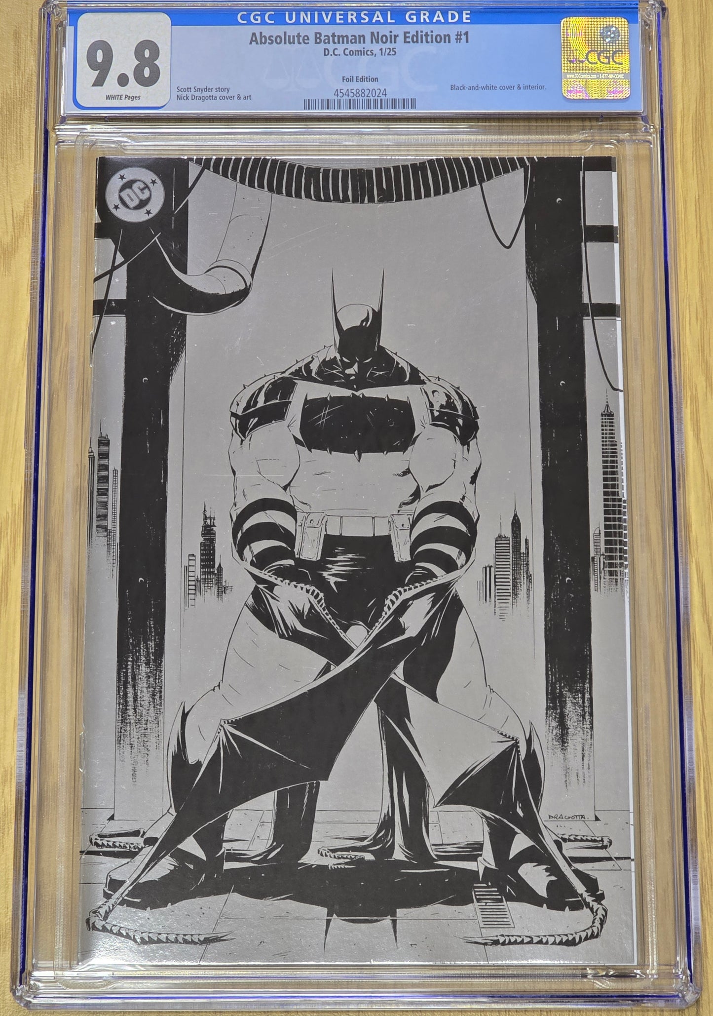 ABSOLUTE BATMAN NOIR #1 NICK DRAGOTTA SKETCH FOIL VIRGIN VARANT CGC 9.8