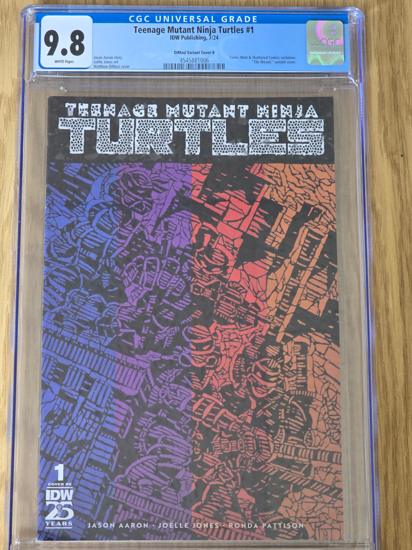 TMNT #1 (2024) NYCC 2024 SHATTERED VARIANT LIMITED TO 300 COPIES CGC 9.8