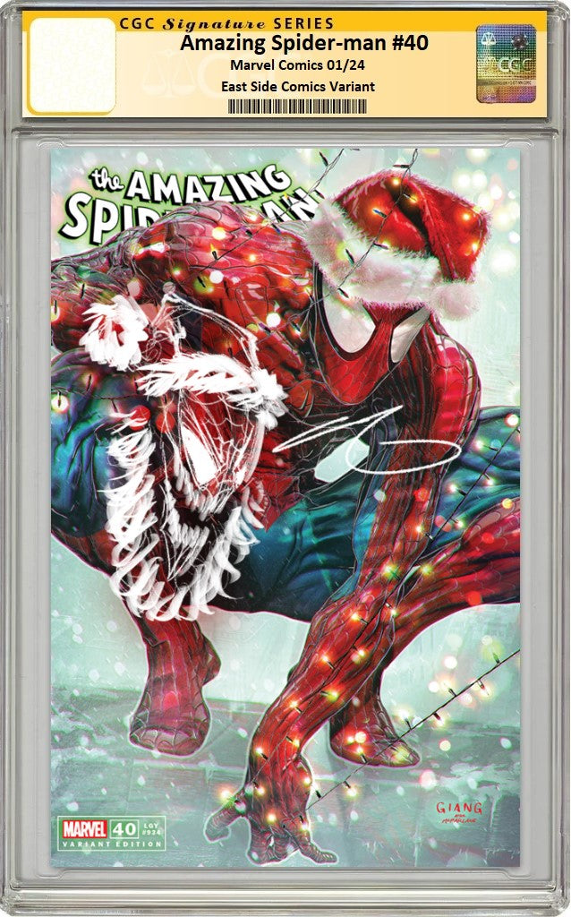 AMAZING SPIDER-MAN #40 JOHN GIANG XMAS SPECIAL TRADE DRESS VARIANT LIMITED TO 3000 COPIES CGC REMARK PREORDER