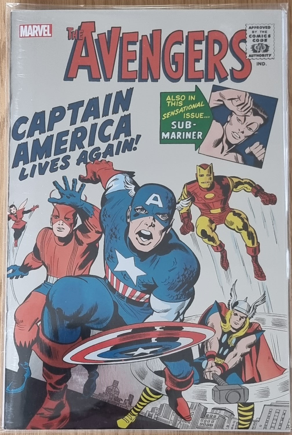 AVENGERS #4 (SILVER AGE) NYCC 2023 FOIL VARIANT LIMITED TO 1000 COPIES - RAW & GRADED OPTIONS