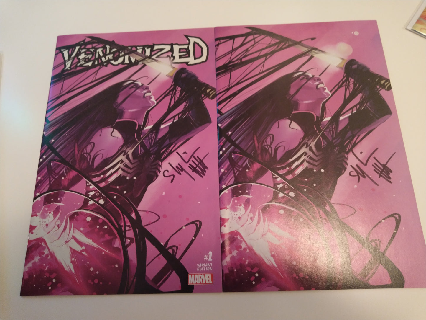 VENOMIZED #1 (OF 5) EXCLUSIVE STEPHANIE HANS VIRGIN SET C2E2 SIGNED